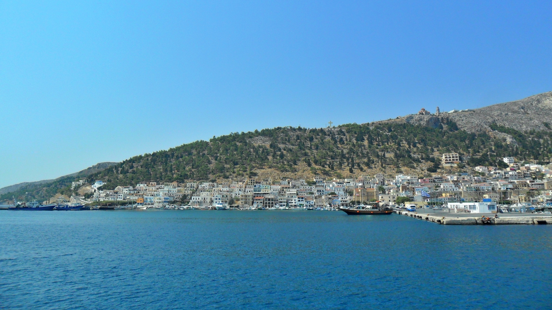 greece/c932a579-8992-4d93-8d8f-7786cf217fe2_Webp.net-resizeimage(15).jpg 638 Nomad Ratings