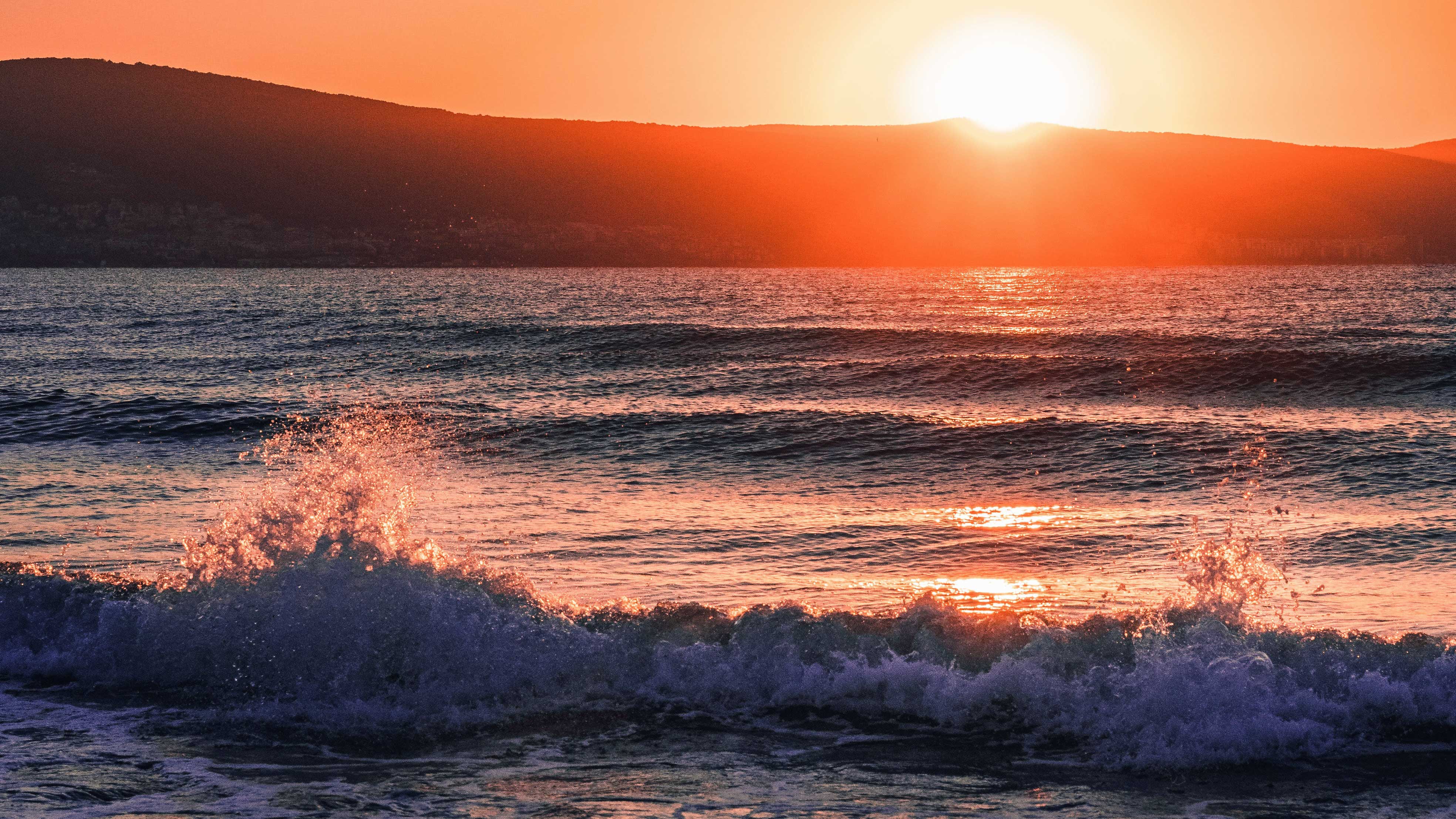 Hotel Prague Czechia nomad remote d83c0909-e42d-4e79-bca7-e4820a1dd75d_sunnybeach-unsplash.jpg