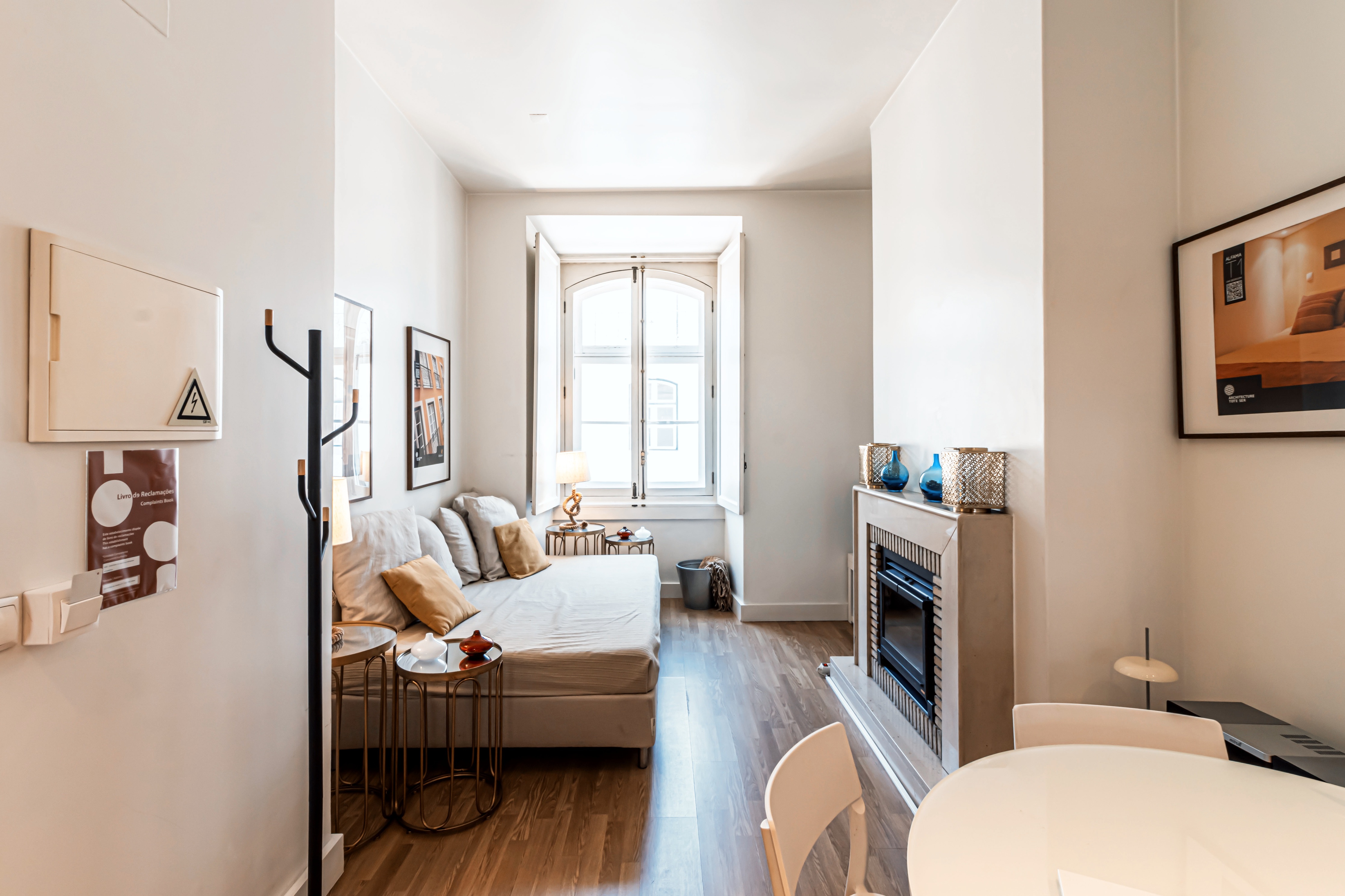 Hotel Lisboa Portugal nomad remote 0cfa51d0-80ab-4260-9c78-f1562cb372e3_IMG_0962-web.jpg