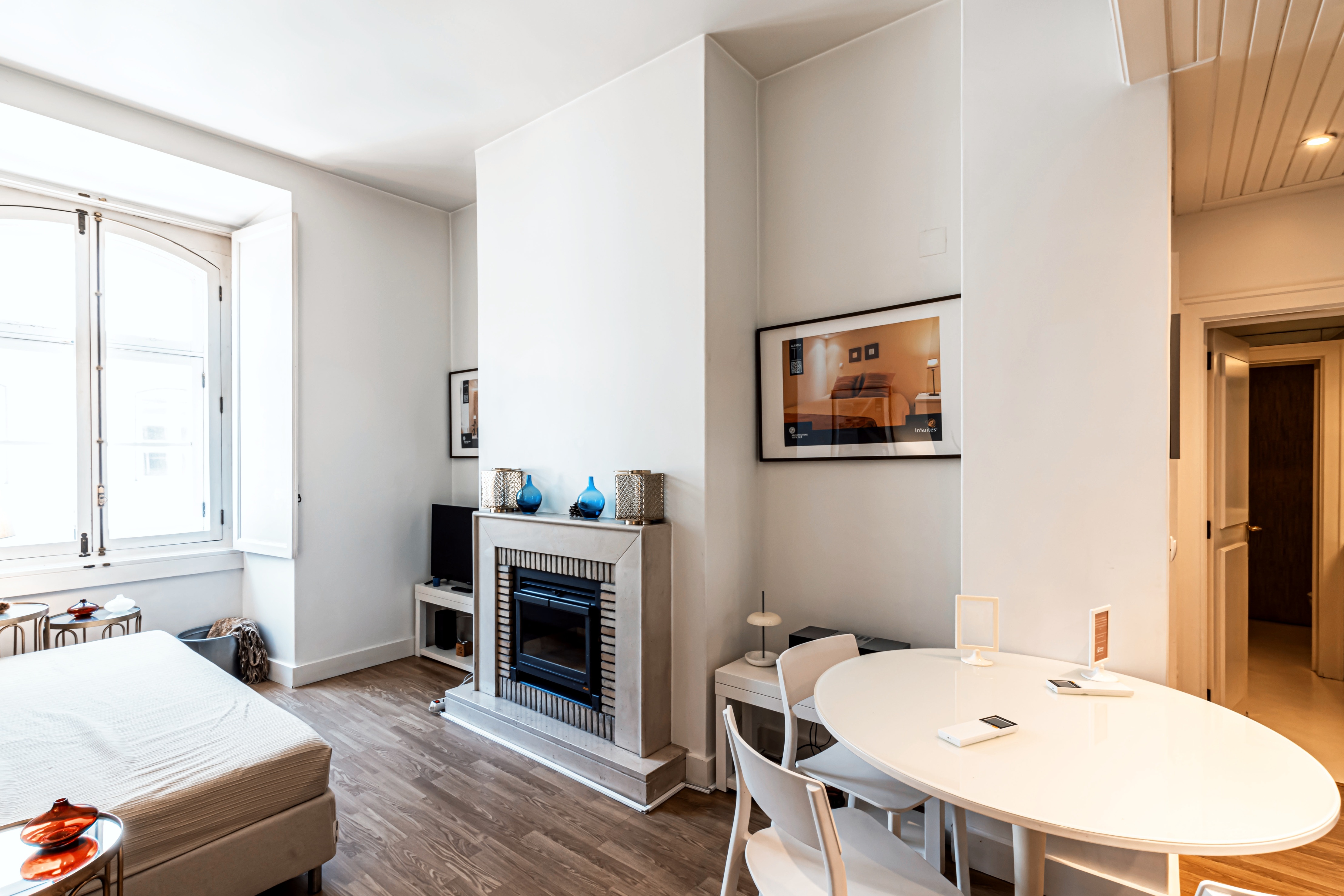 Hotel Lisboa Portugal nomad remote 9f7f912a-a18f-47fc-8e89-4b0bd0eba03c_IMG_0961-web.jpg