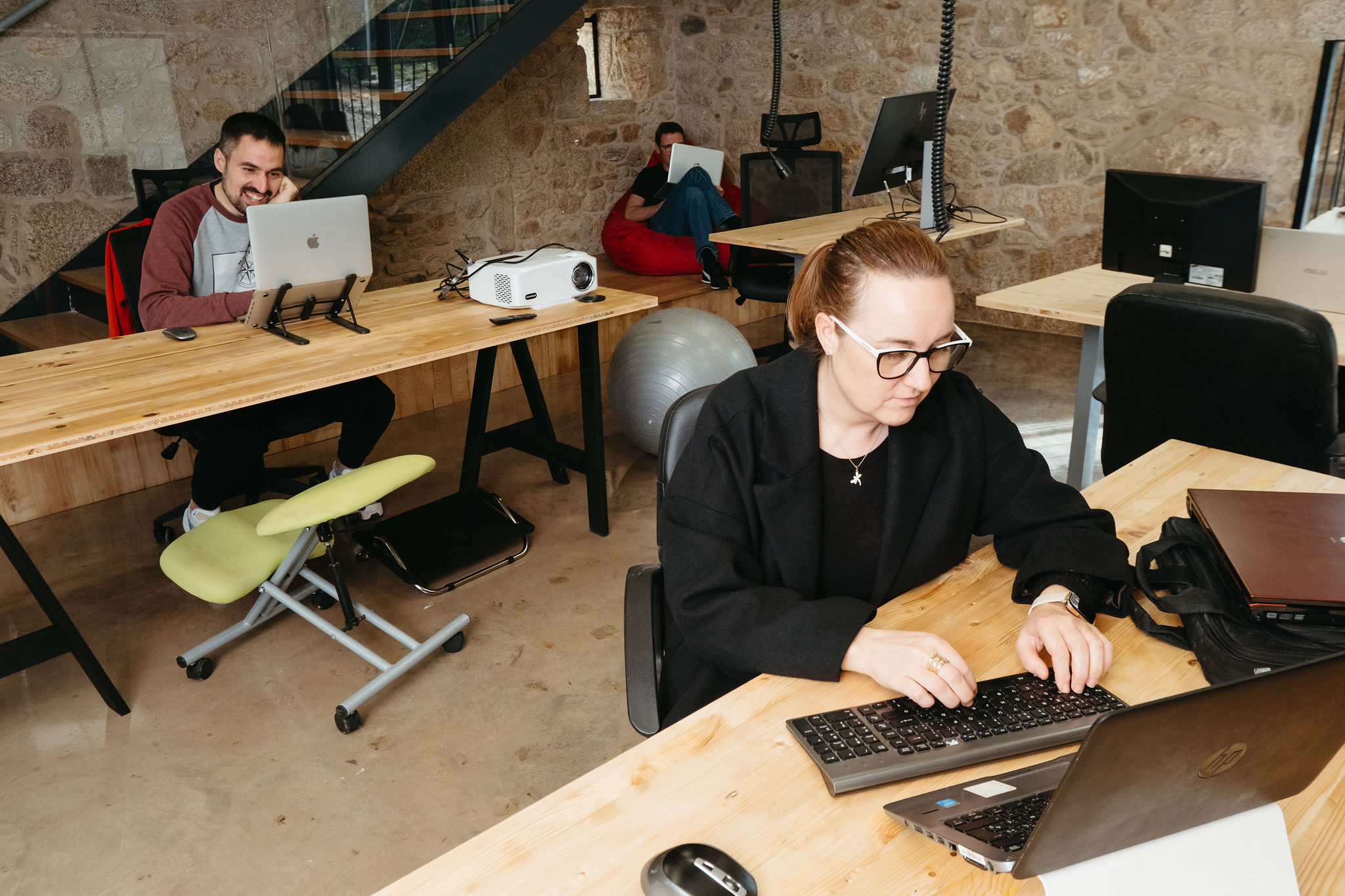 Hotel Laxe Spain nomad remote 5ce5f33f-0fb2-4f1d-9b25-42531c0bcb6c_IslowCoLivingGalicia164.jpg