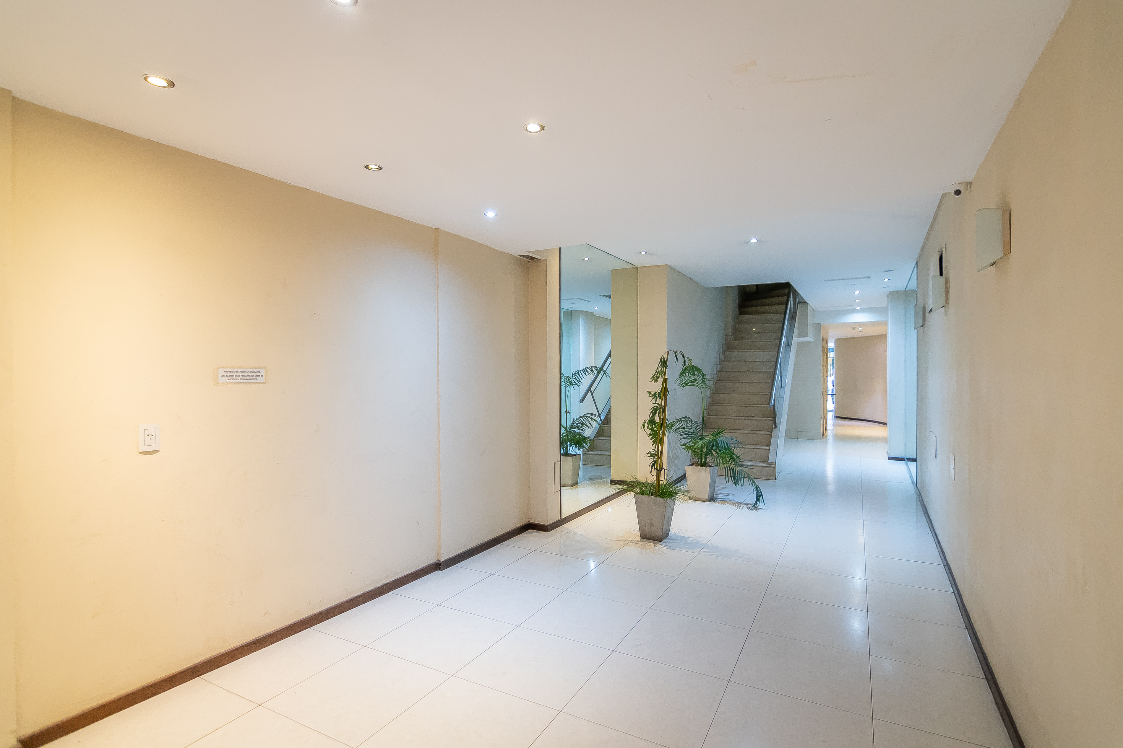 Hotel Buenos Aires Argentina nomad remote 687d90bb-833d-47fb-8f8c-ab191172a322_entrada1.jpg