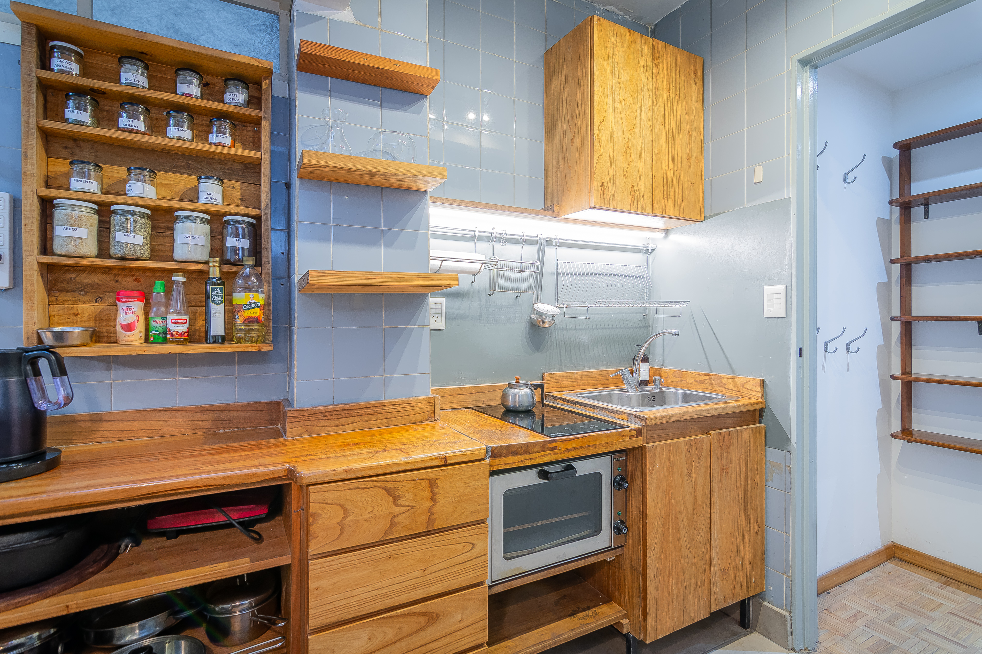 Hotel Buenos Aires Argentina nomad remote d10c6e36-3d9b-41bd-8b0e-6325d44a521c_cocina25.jpg