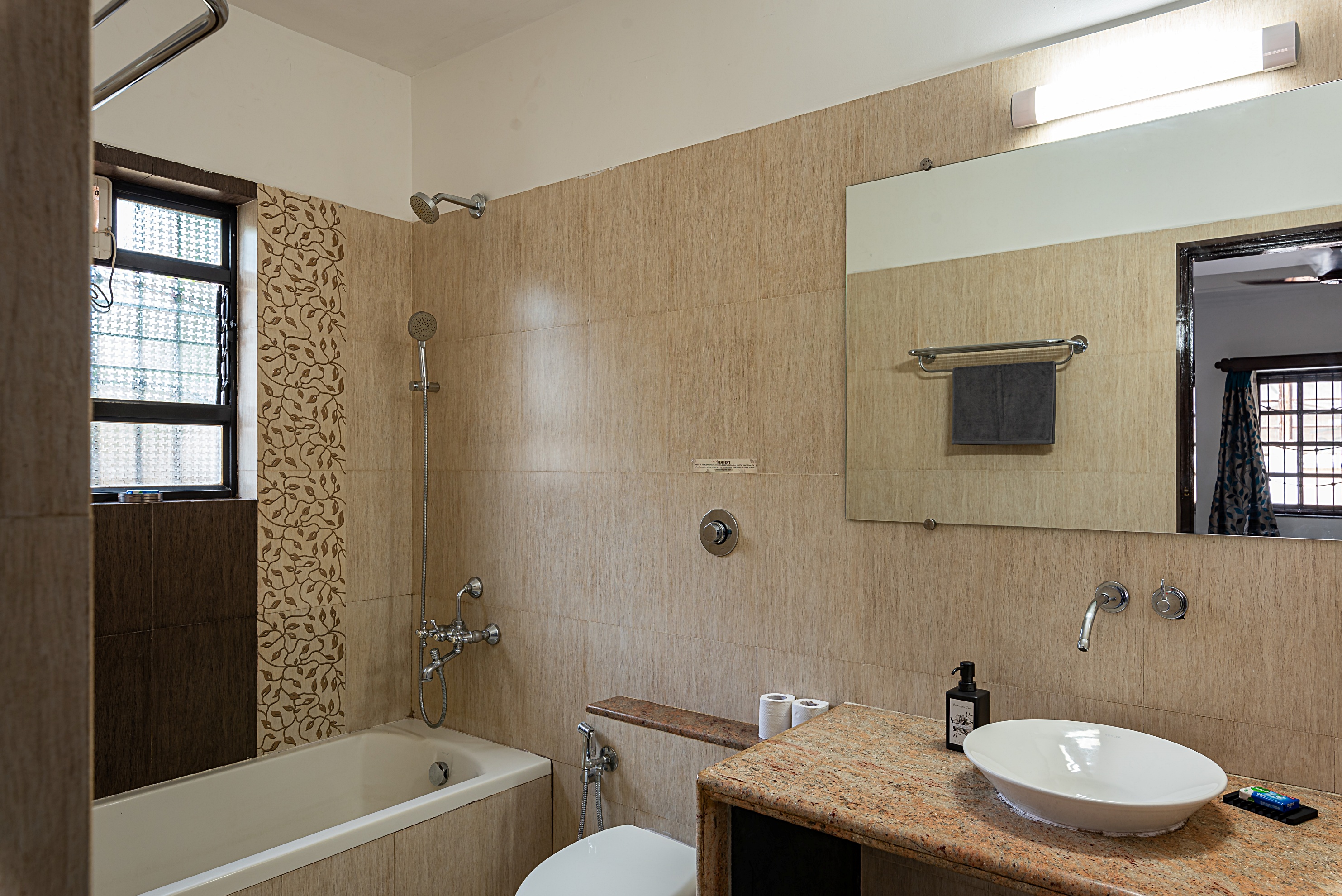 Hotel Goa India nomad remote 5355b816-6bc8-4f0c-80e3-6f8c2278b639_Nomad27BathroomWithBasicAmenities.jpg