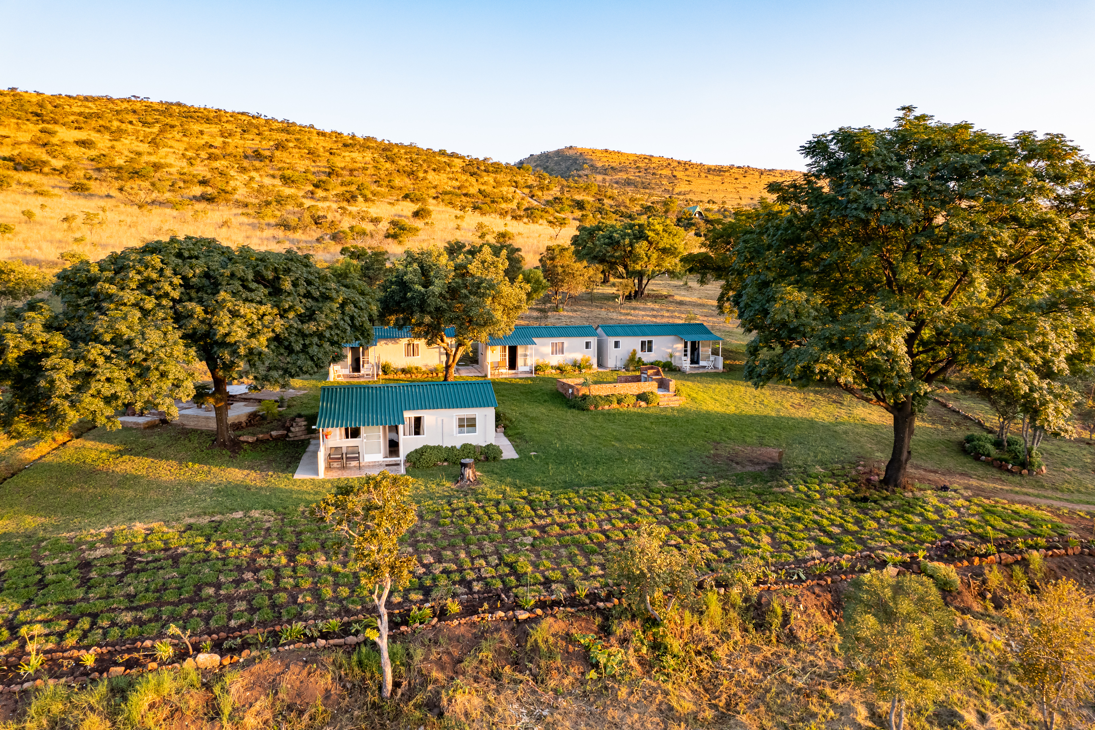 Hotel Hartbeespoort South Africa nomad remote 8761f76b-110e-43bd-a18a-c53234a7aad8_DJI0903.jpg