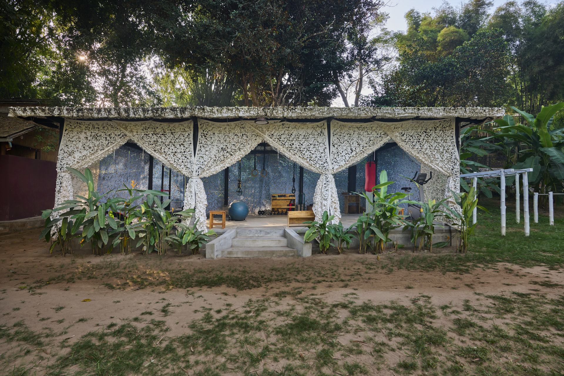 Hotel Luang Prabang Laos nomad remote 20048e89-70f1-413d-a28d-e6a25027084f_GymMRbdv.jpg