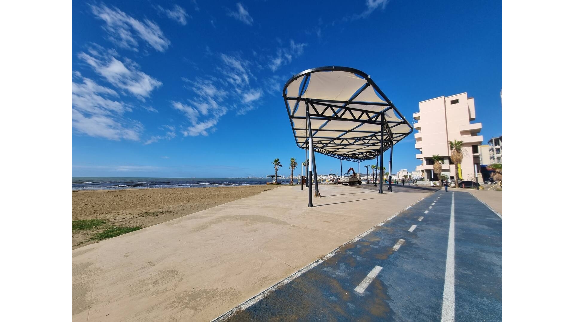 Hotel Durres Albania nomad remote 84266c27-2b5f-4e53-9272-e62838491c57_Webpnetresizeimage17.jpg