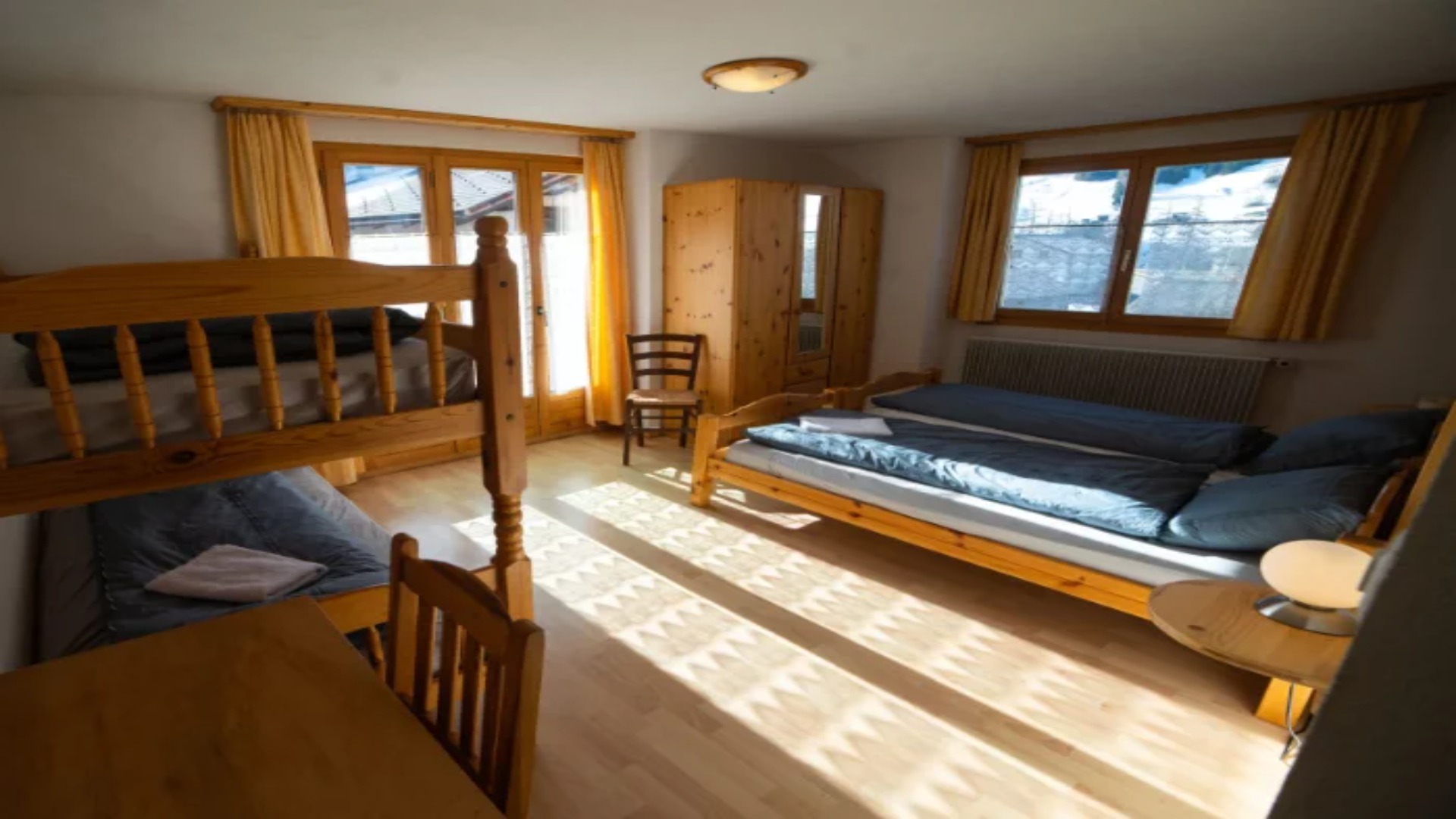 Hotel Liddes Switzerland nomad remote 4c76f56f-0960-48a4-a68f-e78b0725a4f8_Safeimagekitresizedimg20.jpeg