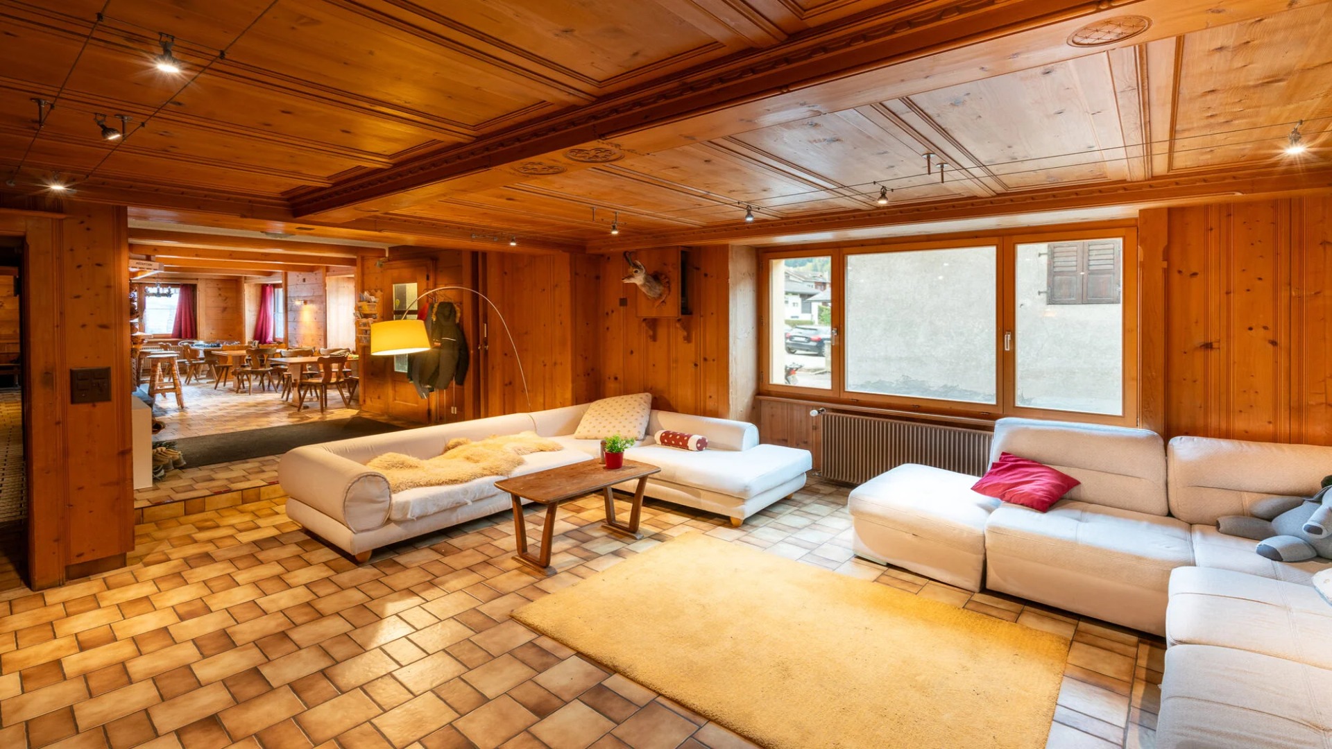 Hotel Liddes Switzerland nomad remote d0c5e7f1-a5c4-4e7e-9f5c-6b3a0656e2ec_Safeimagekitresizedimg11.jpeg