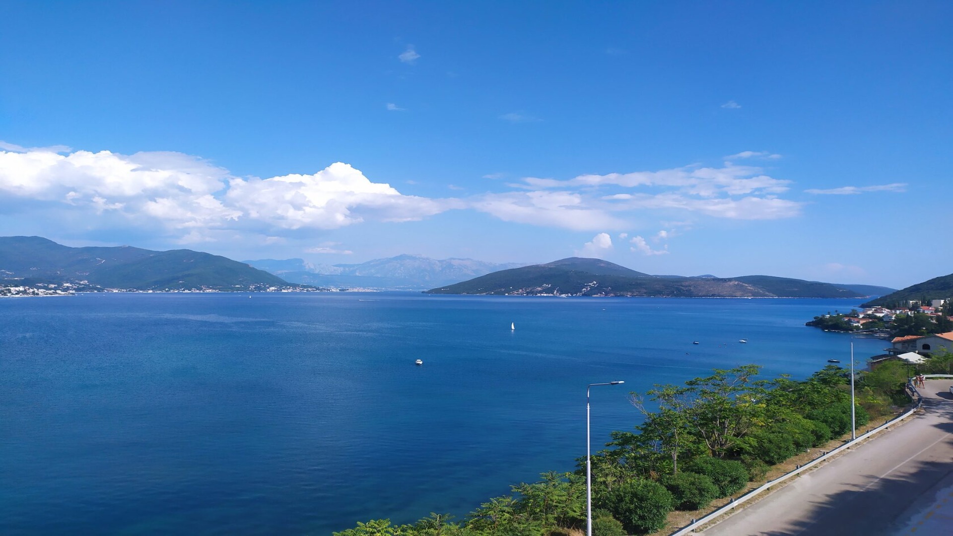 Hotel Njivice Montenegro nomad remote 6bb4af7c-b95f-499c-9e09-c81372552033_11.jpeg