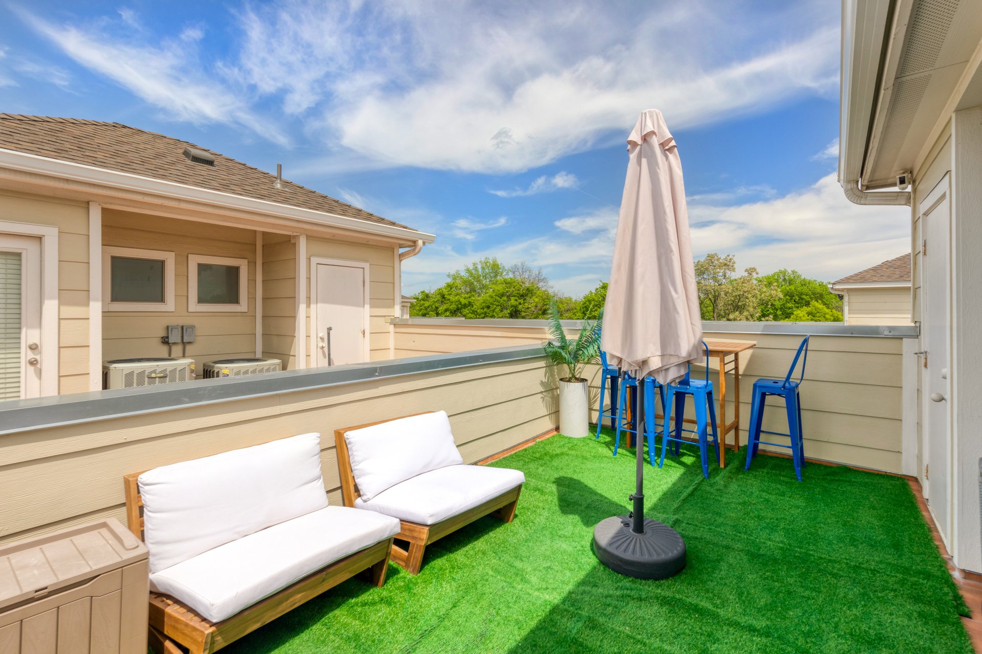 Hotel Austin United States nomad remote 24909cdd-78a8-44cf-b18d-24bc5d6fb1d2_1115KinneyAve19025jpgSMALL.JPG