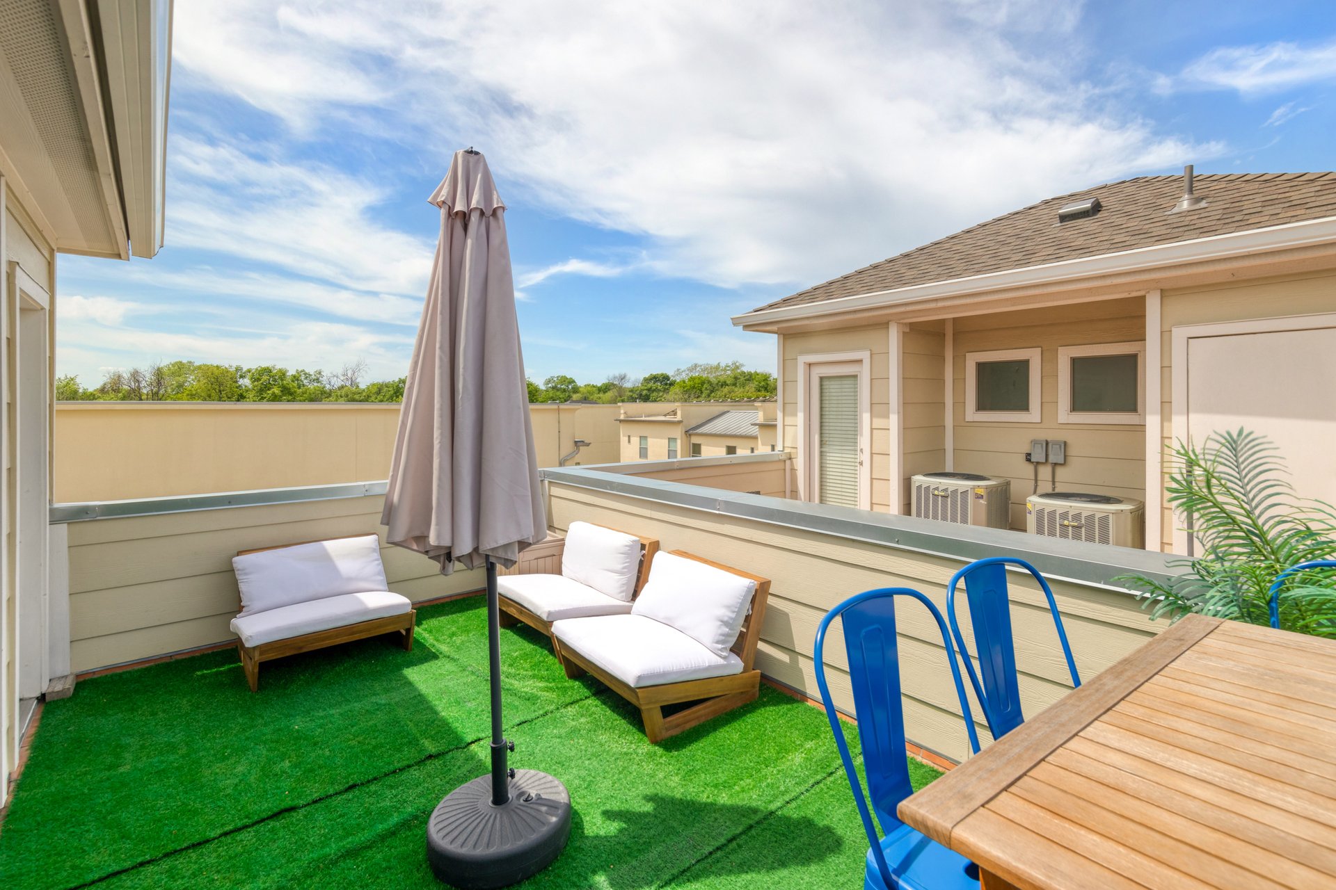 Hotel Austin United States nomad remote e83f3a4c-69eb-416b-ae91-a930f8ec6d45_1115KinneyAve19026jpgSMALL.JPG