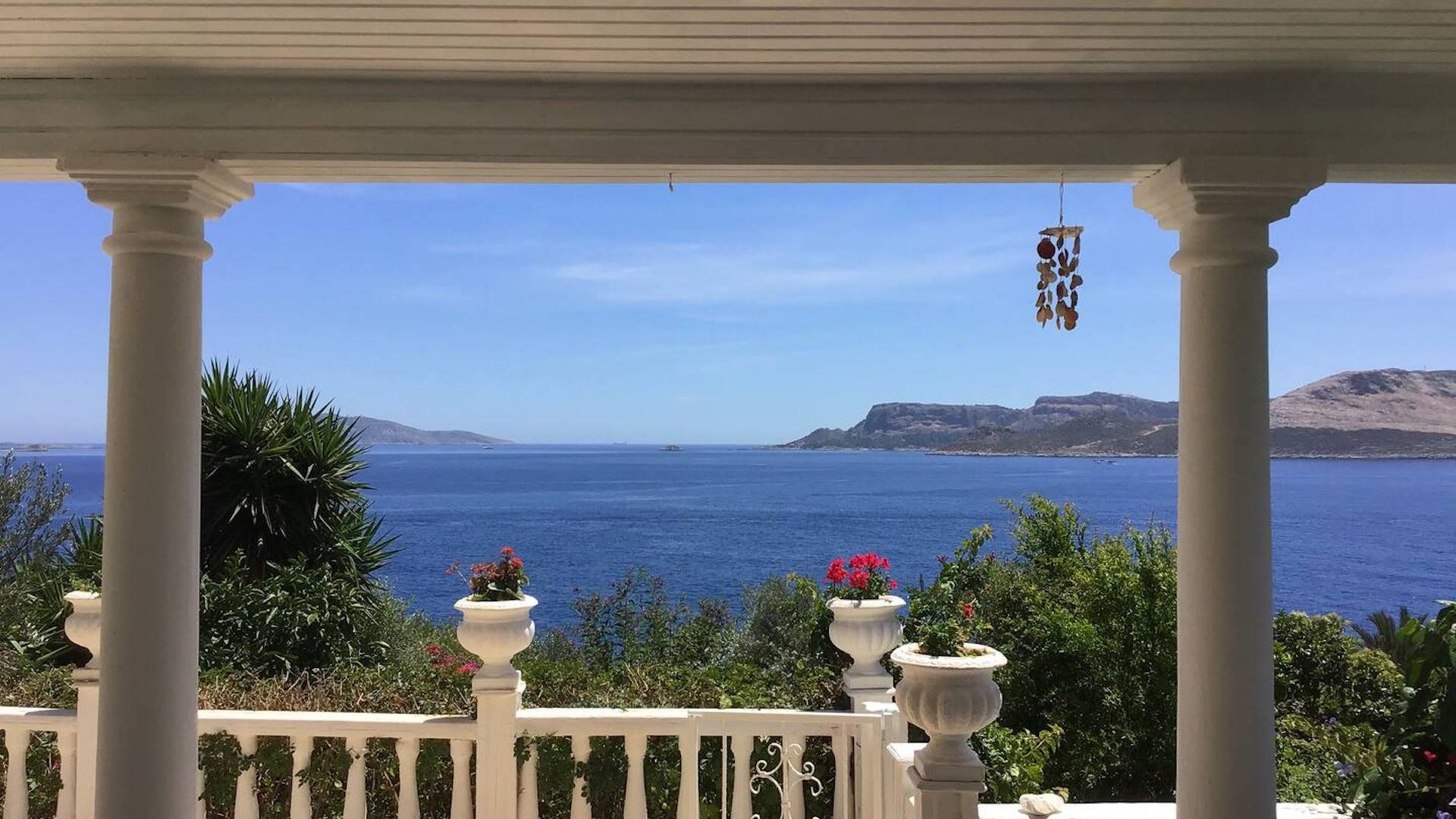 Hotel Kas Turkey nomad remote f5c73420-69f3-442e-95a3-dcf4c12be9a4_1.jpg